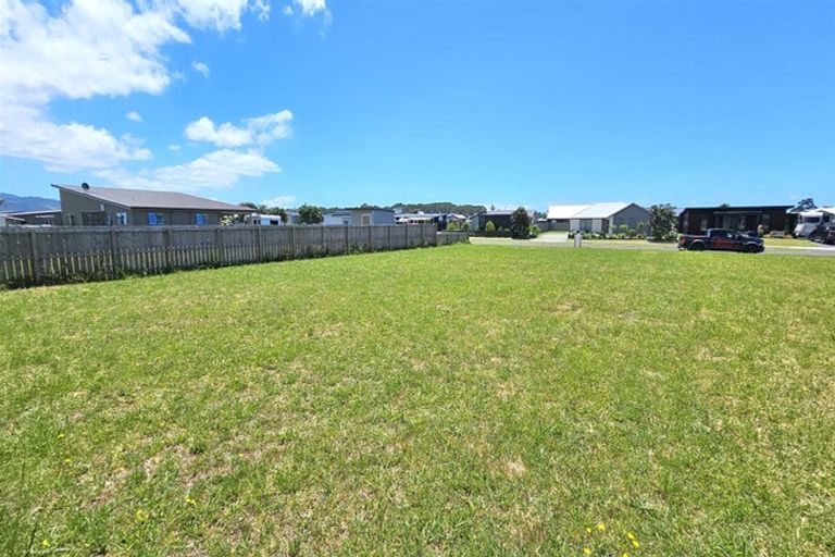 Photo of property in 172 Harbour Drive, Matarangi, Whitianga, 3592