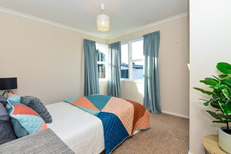 Photo of property in 12 Katherine Place, Melville, Hamilton, 3206