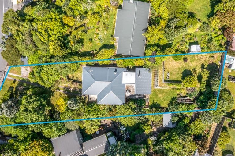 Photo of property in 8 Muri Road, Pukerua Bay, 5026