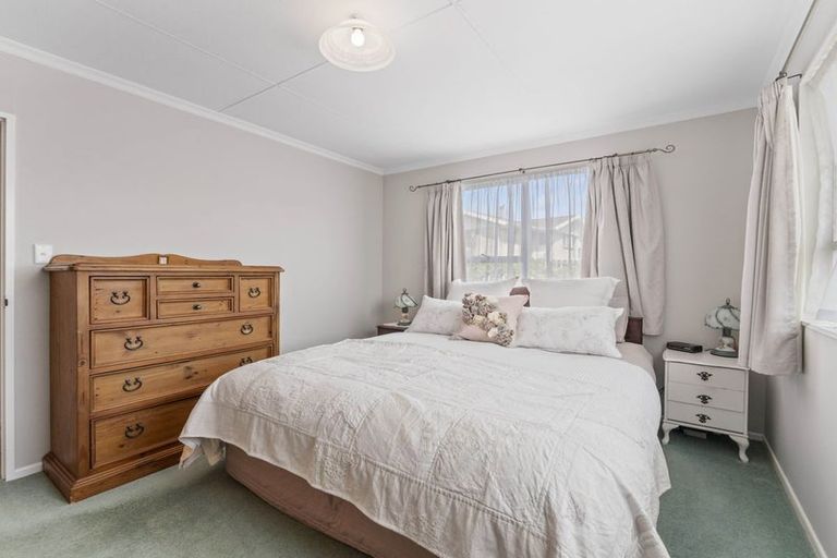 Photo of property in 16 Ferney Place, Richmond Heights, Taupo, 3330
