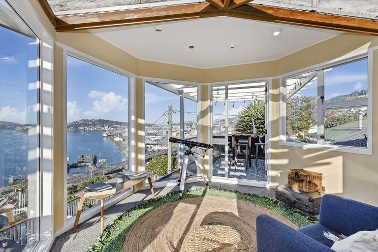 Photo of property in 139 Barnard Street, Wadestown, Wellington, 6012