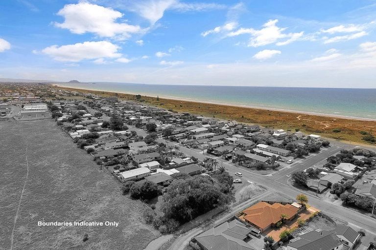 Photo of property in 74a Simpson Road, Papamoa Beach, Papamoa, 3118