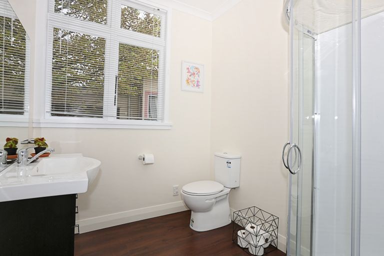 Photo of property in 9 Alice Street, Gladstone, Invercargill, 9810