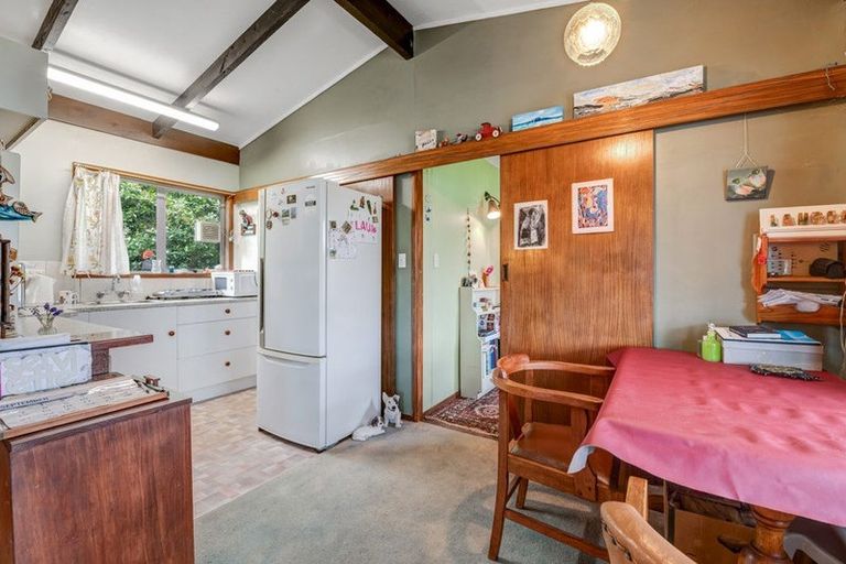 Photo of property in 4 Miro Street, Helensville, 0800