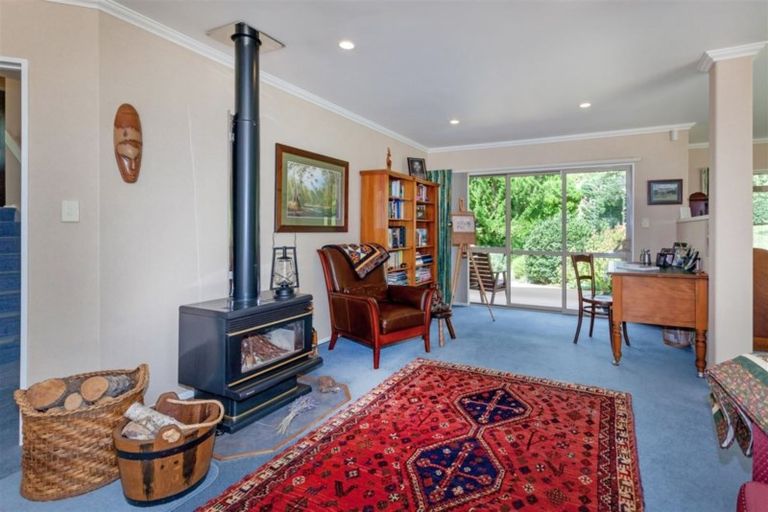 Photo of property in 1b Governors Heights, Whangamata, 3620