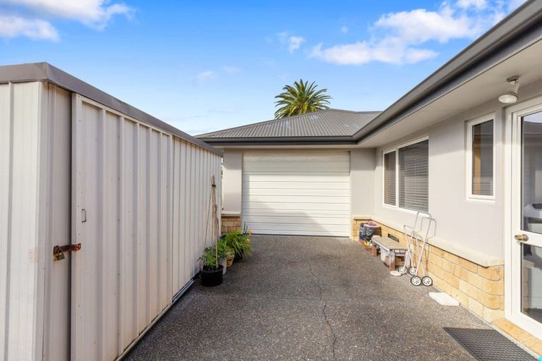 Photo of property in 37 Sorrento Key, Papamoa Beach, Papamoa, 3118