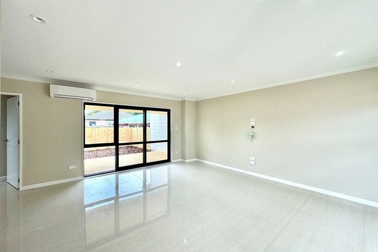 Photo of property in 8a Kelvyn Grove, Hillpark, Auckland, 2102