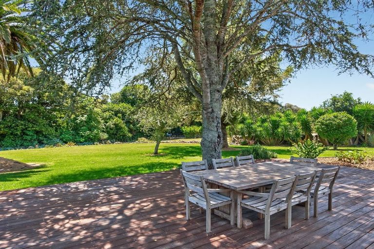 Photo of property in 589 Ngunguru Road, Glenbervie, Whangarei, 0173