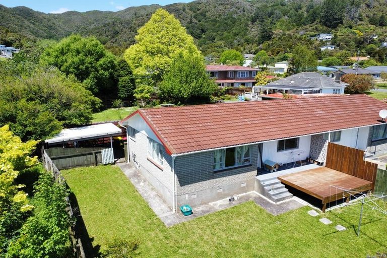 Photo of property in 53b Tawhai Street, Stokes Valley, Lower Hutt, 5019