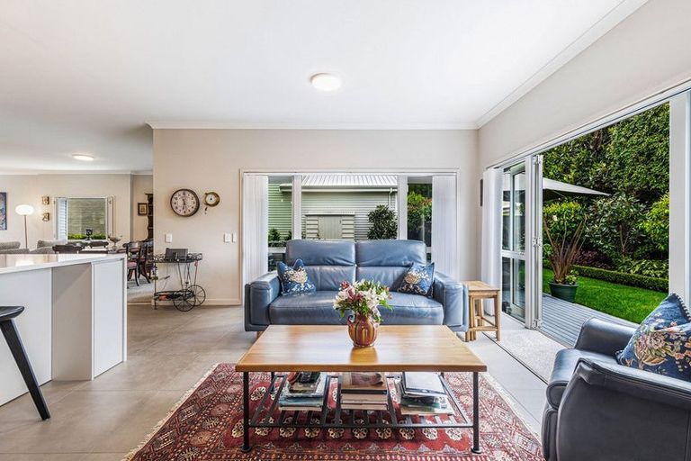 Photo of property in 20 Kensington Drive, Orewa, 0931