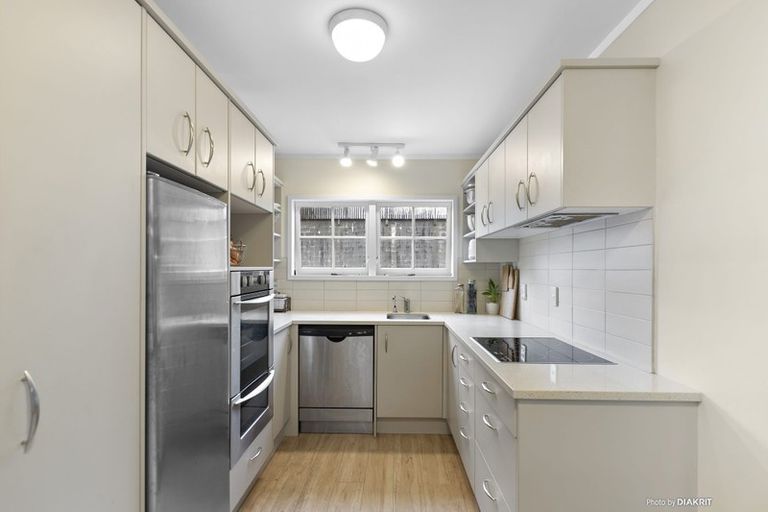 Photo of property in 11 Waikowhai Street, Ngaio, Wellington, 6035