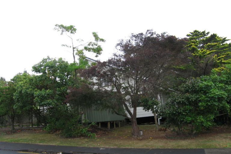 Photo of property in 5/20a Lavery Place, Sunnynook, Auckland, 0632