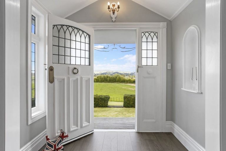 Photo of property in 490 North Road, Clevedon, Papakura, 2582