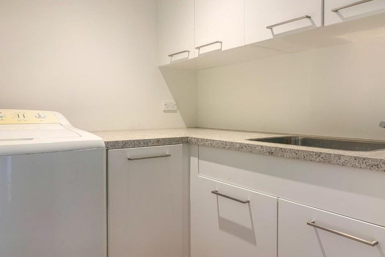 Photo of property in 18 Dorset Street, Picton, 7220