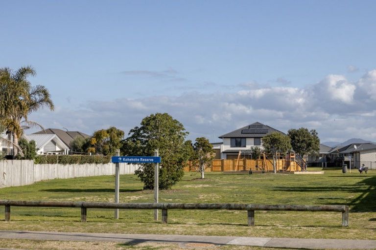 Photo of property in 38 Kohekohe Road, Papamoa Beach, Papamoa, 3118