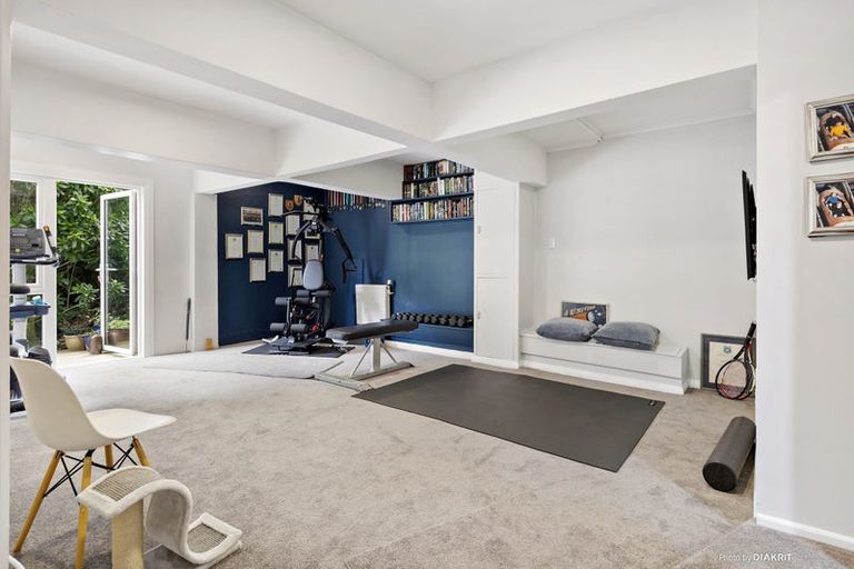 Photo of property in 82 Messines Road, Karori, Wellington, 6012