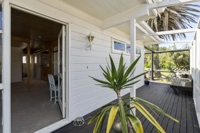 Photo of property in 4 Record Street, Fitzroy, New Plymouth, 4312