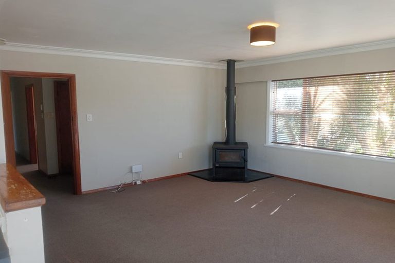 Photo of property in 1 Gray Street, Pukerua Bay, 5026