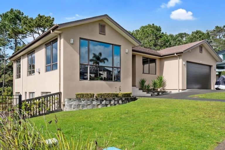 Photo of property in 7 Aberley Road, Schnapper Rock, Auckland, 0632