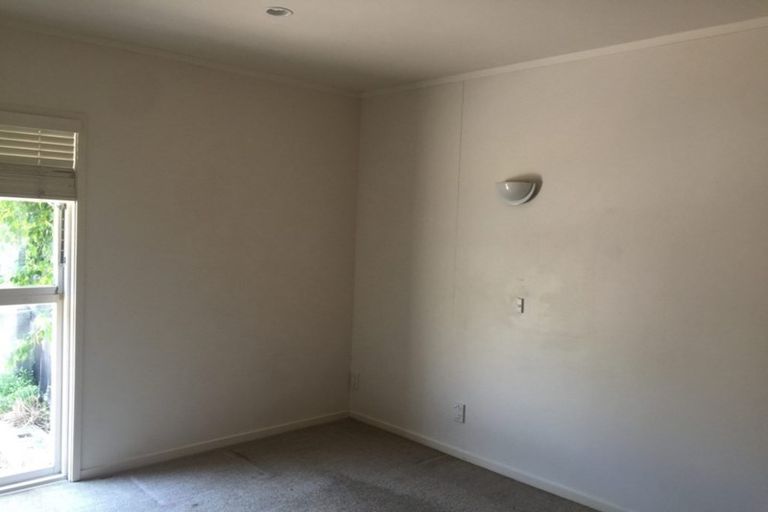 Photo of property in 3/10 Prospect Terrace, Milford, Auckland, 0620