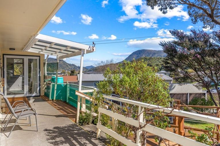 Photo of property in 83 Hampden Street, Picton, 7220