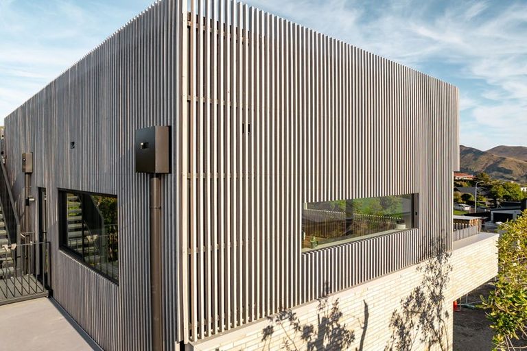 Photo of property in 302 Cannon Hill Crescent, Mount Pleasant, Christchurch, 8081