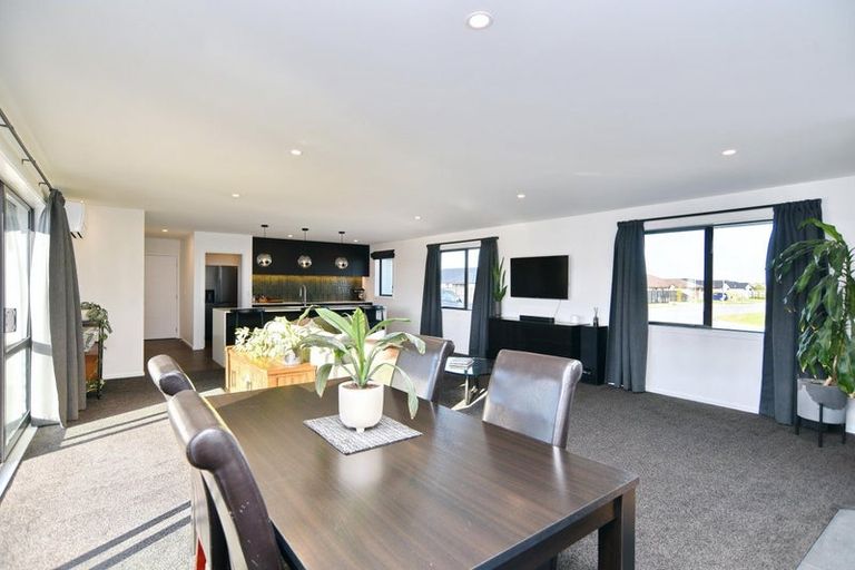 Photo of property in 3 Merino Crescent, Amberley, 7410