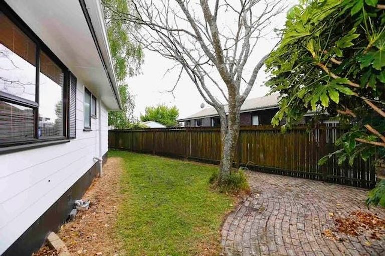 Photo of property in 17 Radiata Street, Fairview Downs, Hamilton, 3214