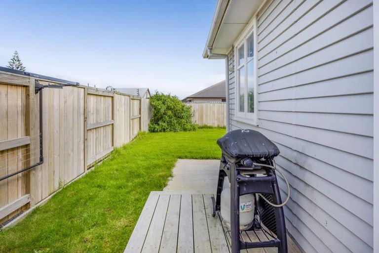 Photo of property in 5 Wills Road, Bell Block, New Plymouth, 4312