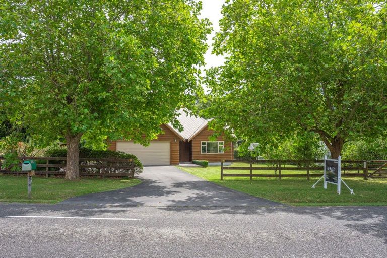 Photo of property in 24 Settlement Road, Te Horo, Otaki, 5582