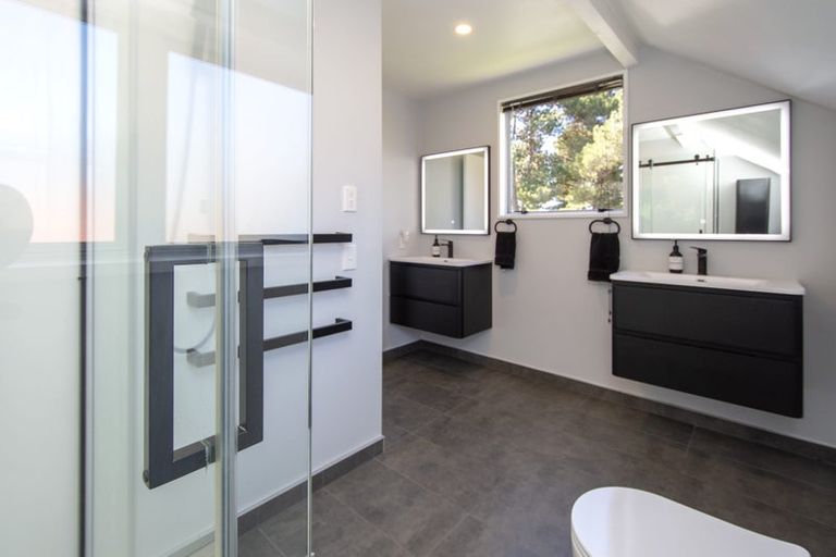 Photo of property in 209 Queenspark Drive, Parklands, Christchurch, 8083