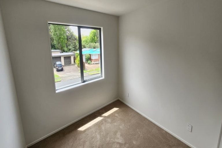 Photo of property in 39 Cascades Road, Pakuranga Heights, Auckland, 2010