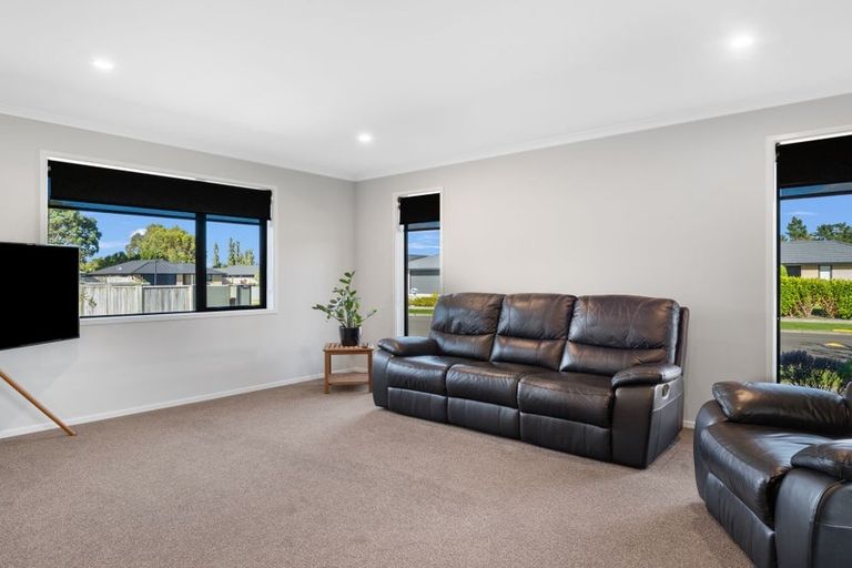 Photo of property in 13 Pearl Grove, Ashhurst, 4810