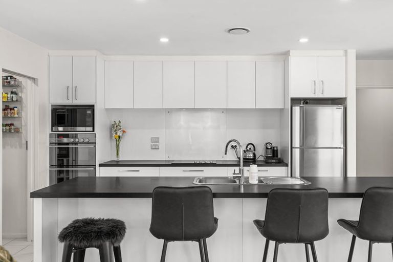 Photo of property in 1 Eliza Place, Aidanfield, Christchurch, 8025