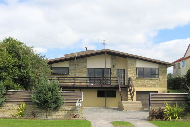 Photo of property in 82 Dickson Road, Papamoa Beach, Papamoa, 3118