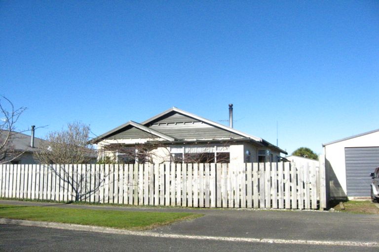 Photo of property in 11 Baird Street, Richmond, Invercargill, 9810