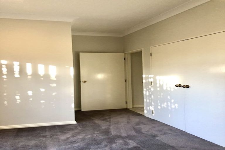 Photo of property in 32 Westerham Drive, Dannemora, Auckland, 2016