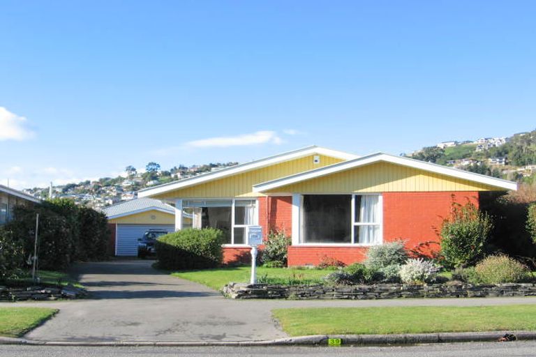 Photo of property in 39 Landsdowne Terrace, Cashmere, Christchurch, 8022