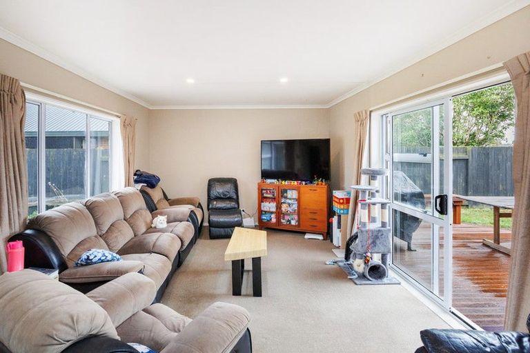 Photo of property in 31 Strachan Way, Highbury, Palmerston North, 4412