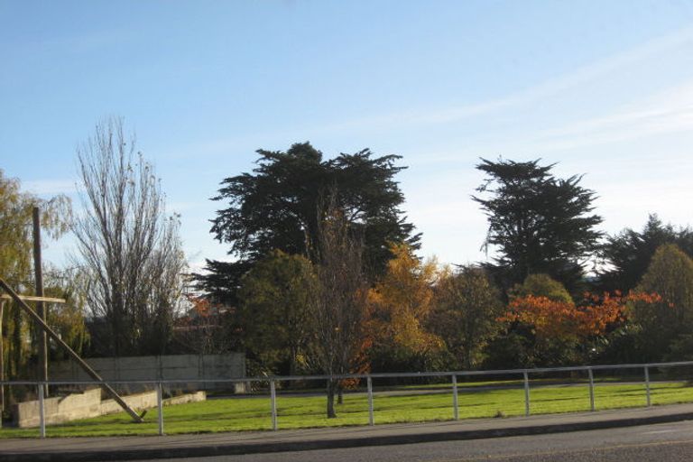 Photo of property in 1-8/57 Kana Street, Mataura, 9712