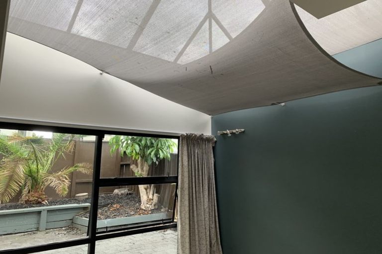 Photo of property in 1/25 Belmont Terrace, Milford, Auckland, 0620