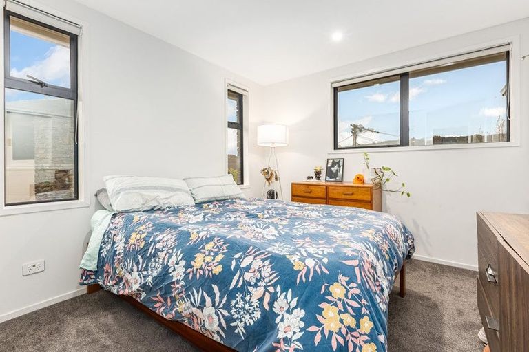 Photo of property in 2/3 Johnston Grove, Taita, Lower Hutt, 5011