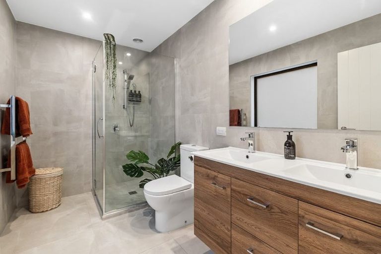 Photo of property in 8 Killick Place, Long Bay, Auckland, 0630