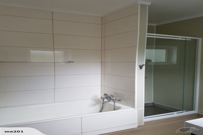 Photo of property in 17 Garfield Street, Brooklyn, Wellington, 6021