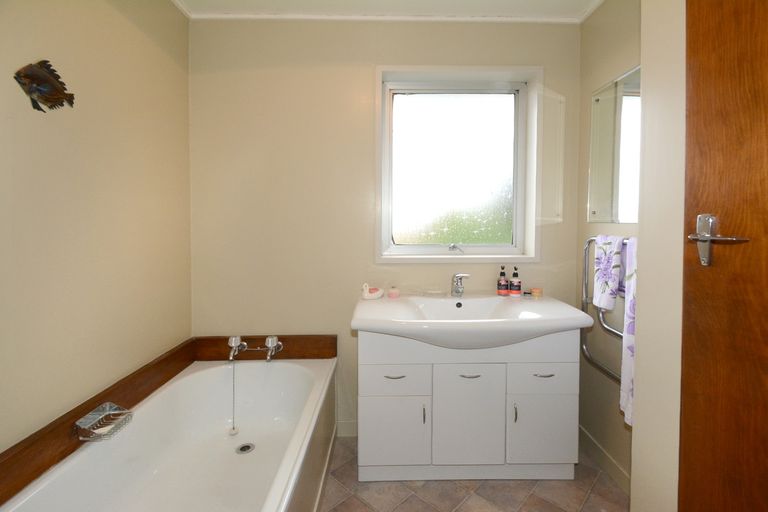 Photo of property in 22 Spiers Road, Halfway Bush, Dunedin, 9010