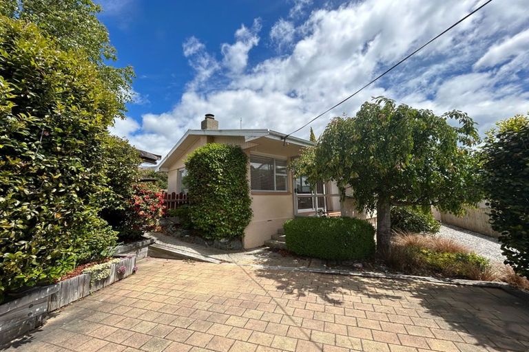 Photo of property in 60 Totara Terrace, Wanaka, 9305