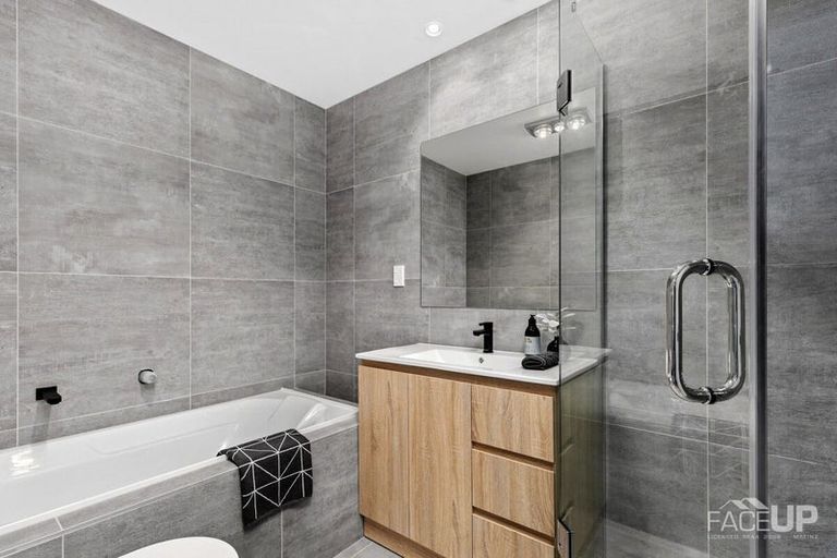 Photo of property in 23 Hea Road, Hobsonville, Auckland, 0616