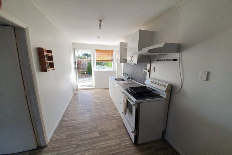 Photo of property in 19 Mahana Road, Paraparaumu Beach, Paraparaumu, 5032