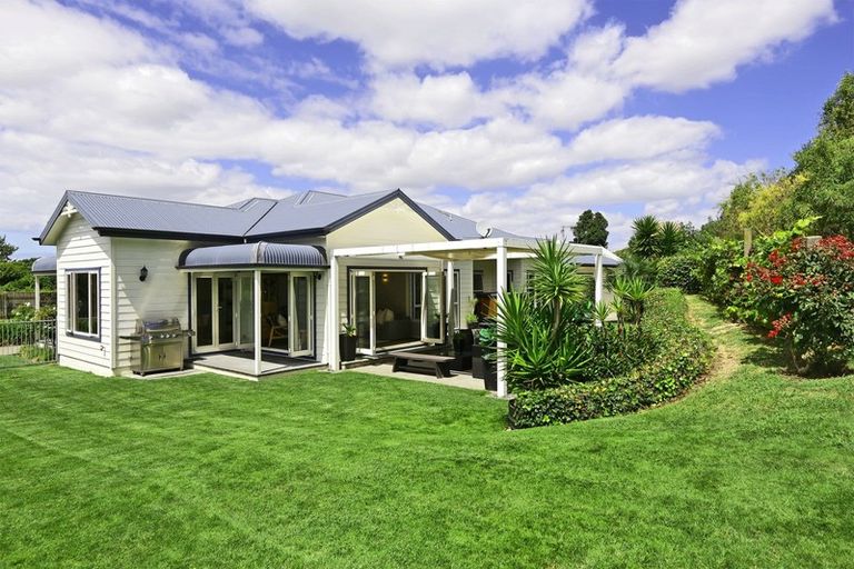 Photo of property in 26 Pukekura Place, Taradale, Napier, 4112