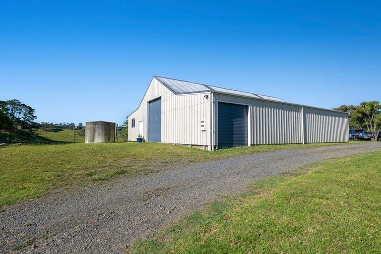 Photo of property in 211 Stoney Creek Road, Kaukapakapa, 0873